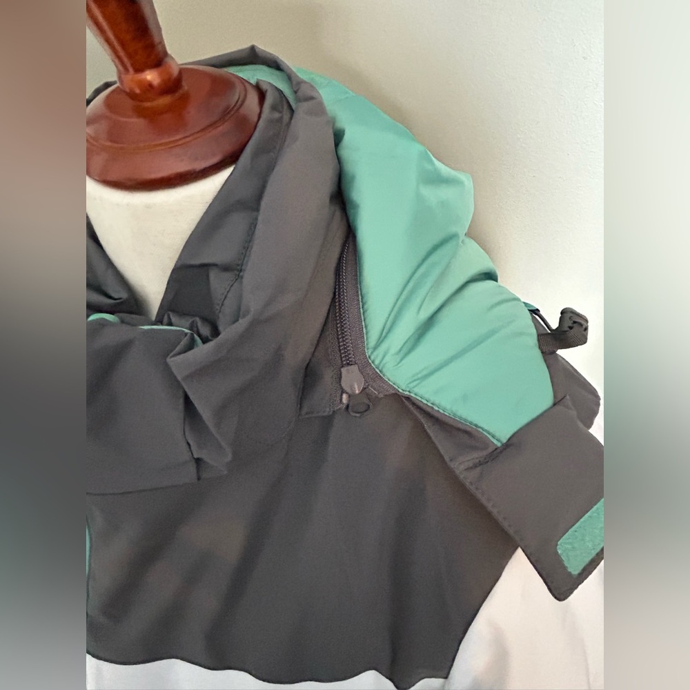 Women’s Spyder 3 in 1 Green n white winter Jacket - Picture 3 of 16